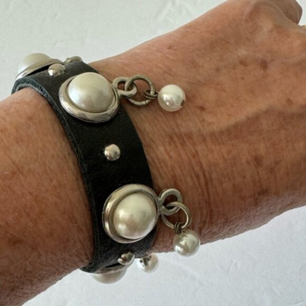 LEATHERROCK Bracelet LR Leather Genuine Leather W Faux Pearl Embellishment Black - Picture 8 of 16